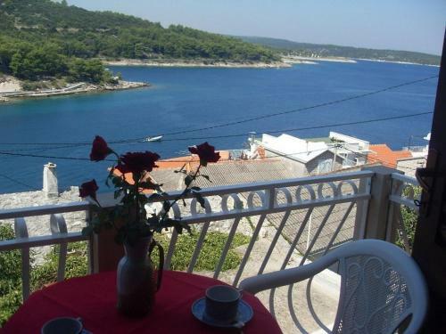 Apartments Jure - Sea View