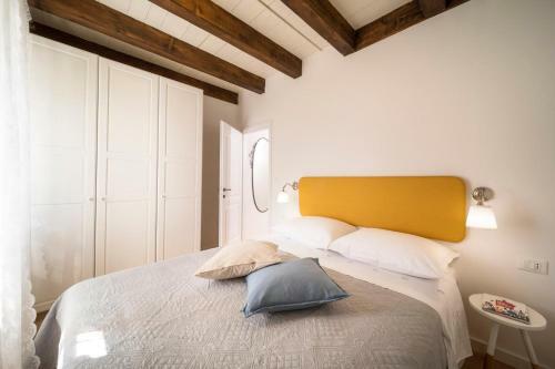 Mulberry Stonehouse