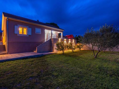 Holiday Home Dino