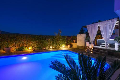 Villa With Pool Belissima