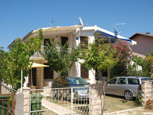 Apartments Solomon