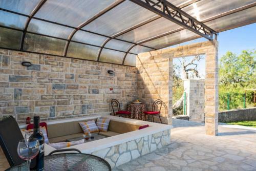 Villa Sunset Milonika With Heated Private Pool