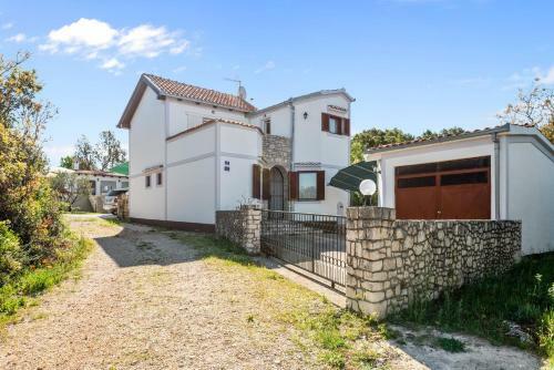Villa Sunset Milonika With Heated Private Pool