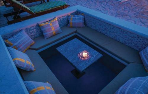 Villa Sunset Milonika With Heated Private Pool