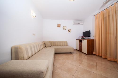 Apartamento Vila Promajna 3