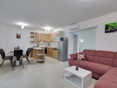 Spacious Holiday Home In Privlaka Near Sea Beach