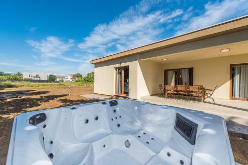 Holiday House Mattina
