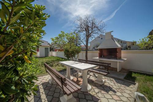 Hostal Apartments Sabunike