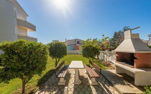 Hostal Apartments Sabunike