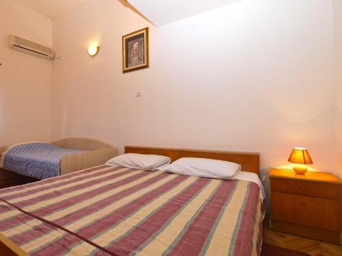 Apartments Mladen 1588