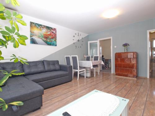 Apartment Branka 1592