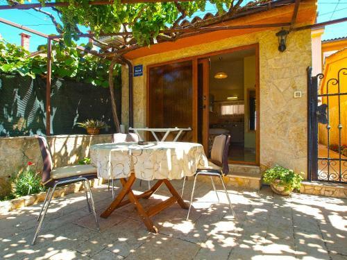 Apartment Pula 1462
