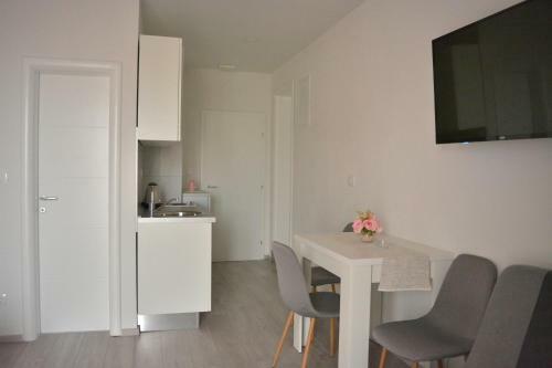 Apartments Ksenija