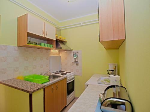 Apartments Nevina 1230