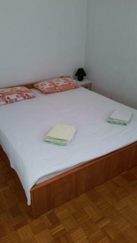 Apartment Elena