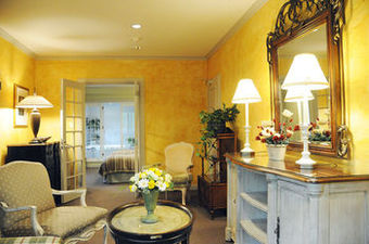 Hotel La Neige Higashi-kan