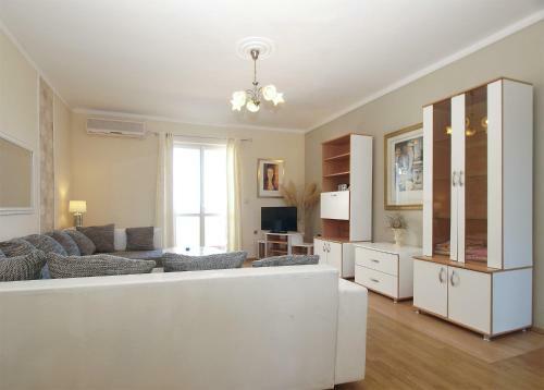 Apartments Puntizela 741
