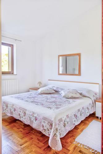 Apartments At Villa Aurora