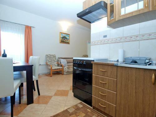 Apartments Ivka 1800