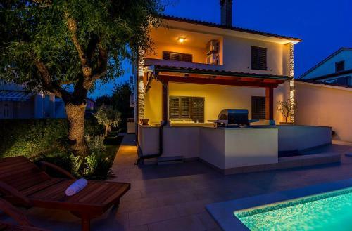 Villa Liah