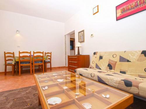 Hostal Apartment Burmy