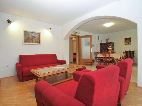 Apartment Emil 1568