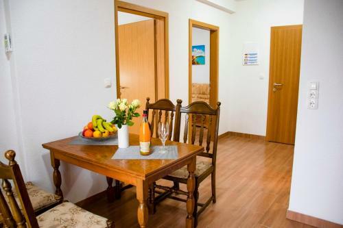 Hostal Apartmani Mirna Luka