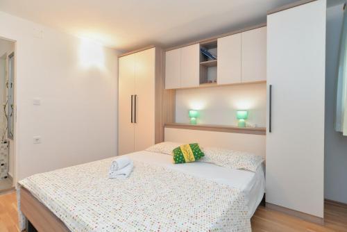 Apartment Zeljka 1793