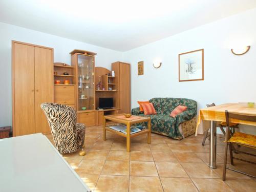 Apartments Ondina 1827