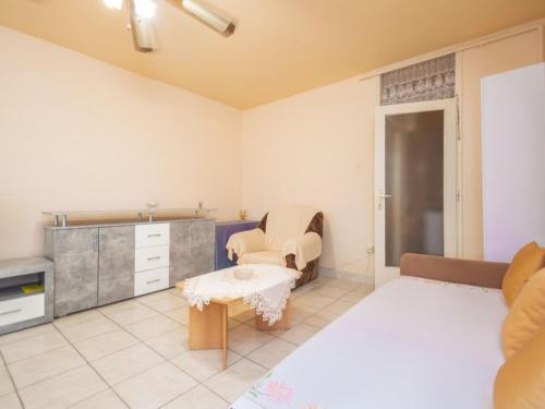 Apartment Momcilo 1995