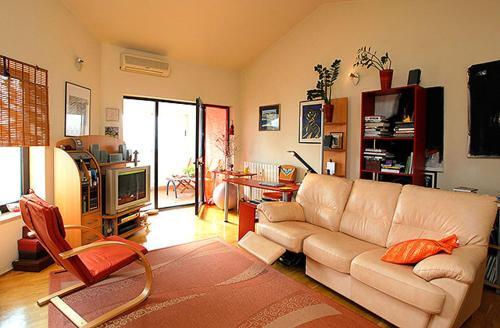 Apartments 1545