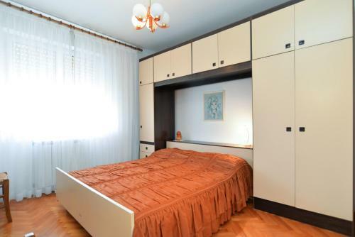 Hostal Apartment & Room Tanja 1552
