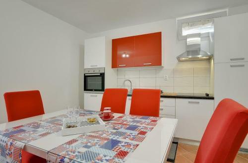 Apartments Elviana