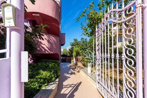 Apartment A&s With Sea View
