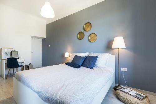 *** Lounge Terrace Apartment With The Harbour View / City Centre ***