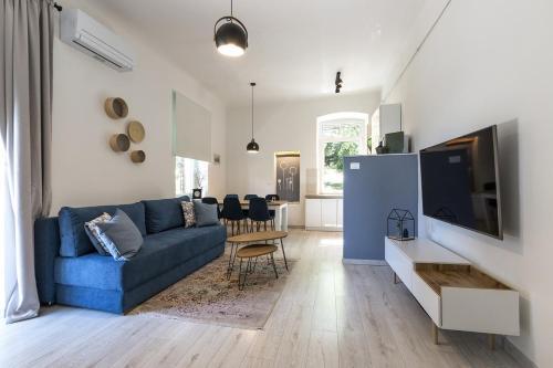 *** Lounge Terrace Apartment With The Harbour View / City Centre ***