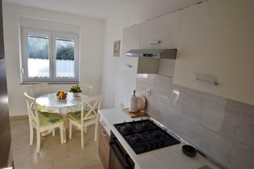 Apartment Navy Near The Beach