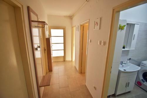 Apartment Navy Near The Beach