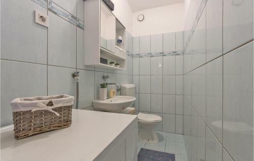 Three-bedroom Apartment In Pula