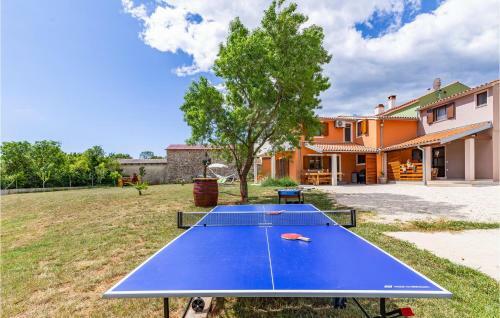 Two-bedroom Apartment In Pula