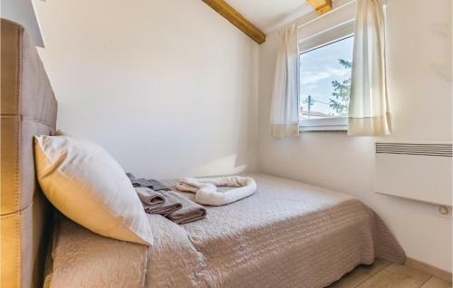 Two-bedroom Apartment In Pula