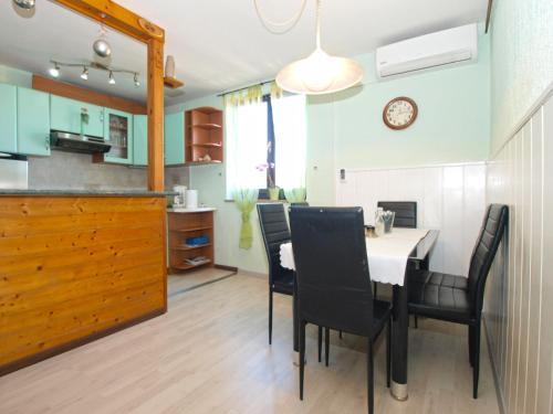 Apartment Sandra 1820