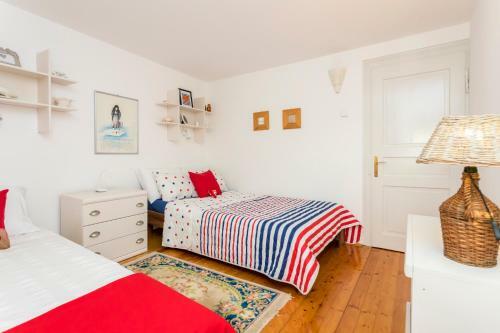 House Rustica With Private Garden And Parking