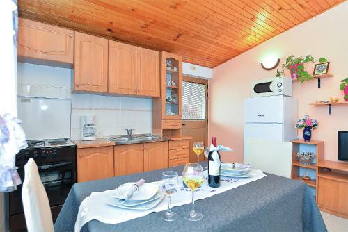 Apartment Pina 2018