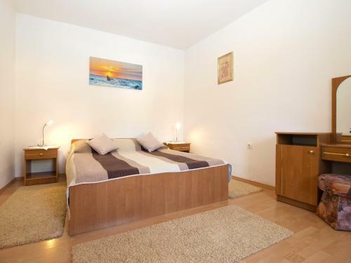 Apartment Riva Rabac 1825