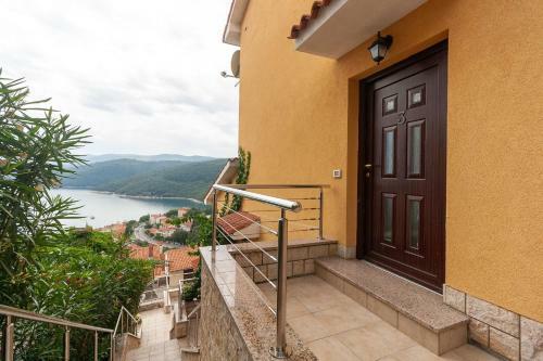 Apartments Loretta With Sea View