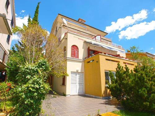 Apartment Milica 2027