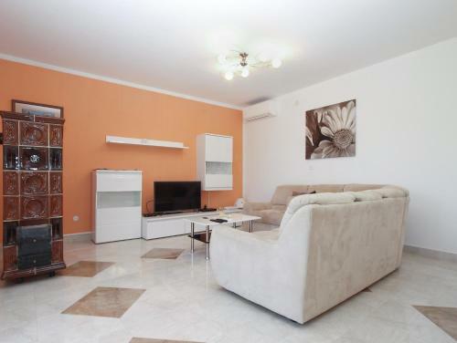House Marija 2036