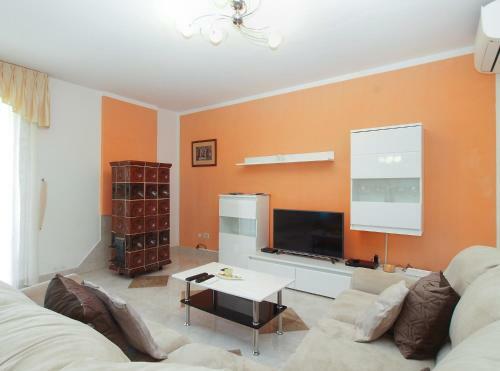 House Marija 2036