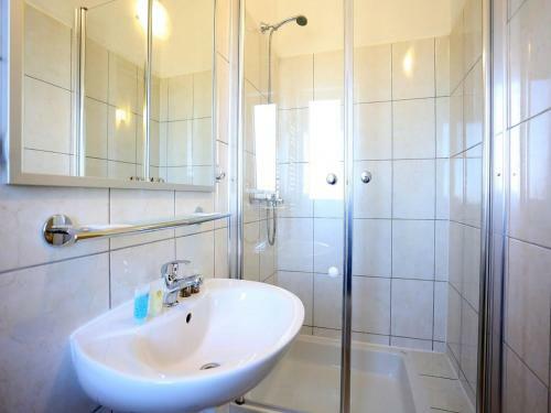 Holiday Home Zdenka-with Pool